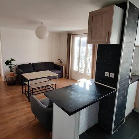 Apartment 55m² Calme Quartier Republique Paris
